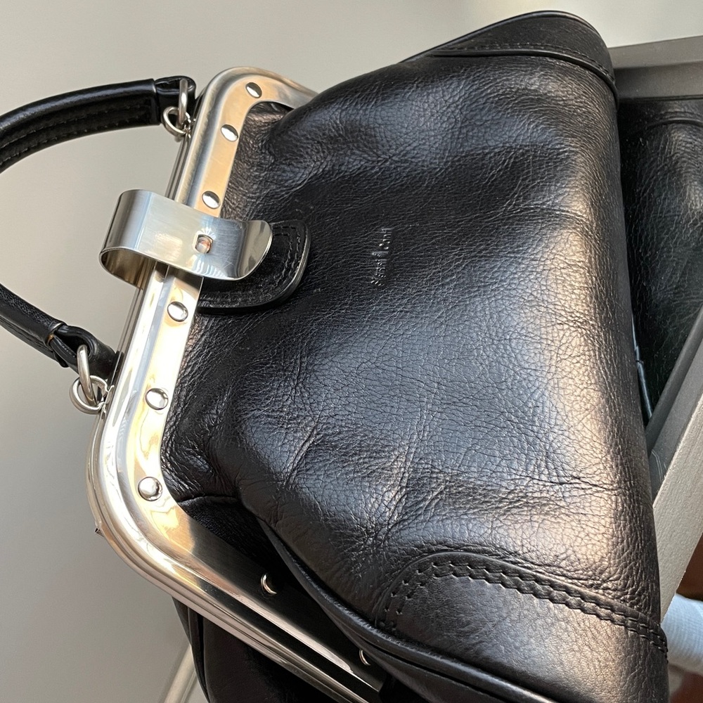 Gianni Conti Gladstone leather top handle bag